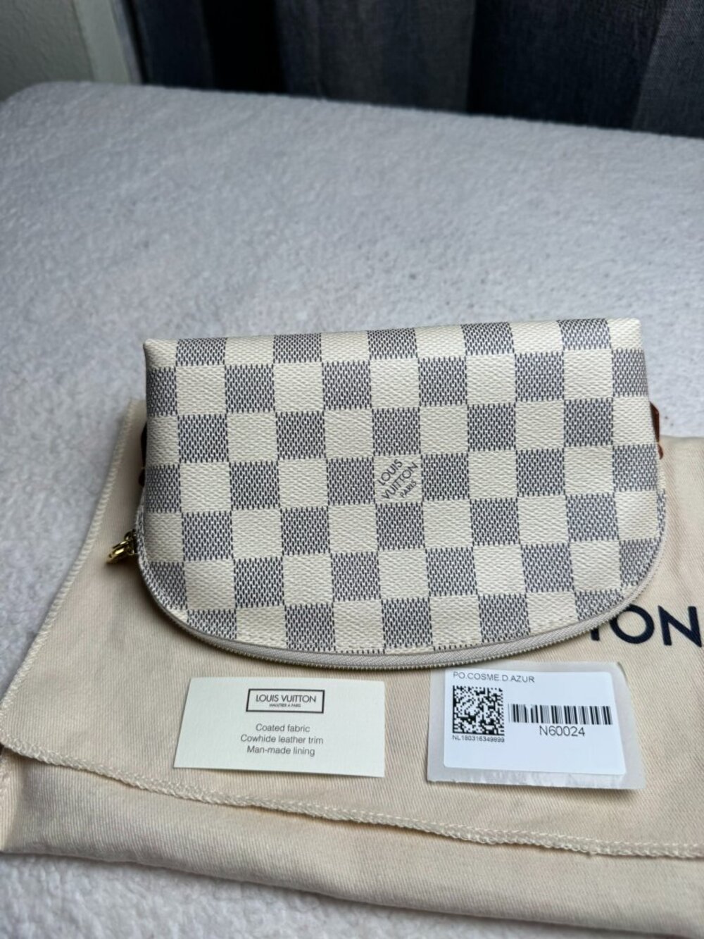 Authentic Louis Vuitton Damier Azur Cosmetic pouch PM - Picture 12 of 13